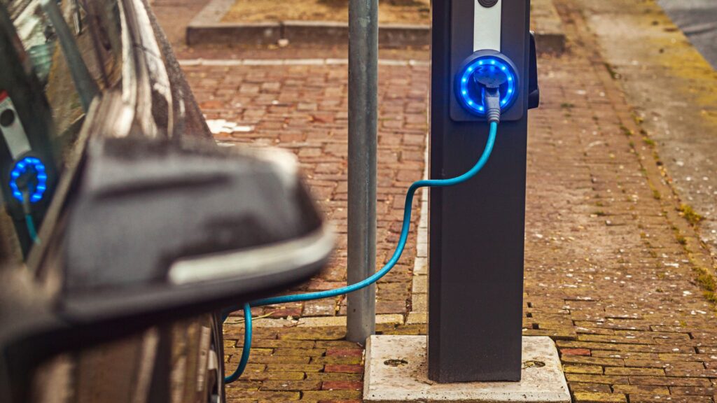 Laadkosten elektrische auto opladen in nederland per gemeente.